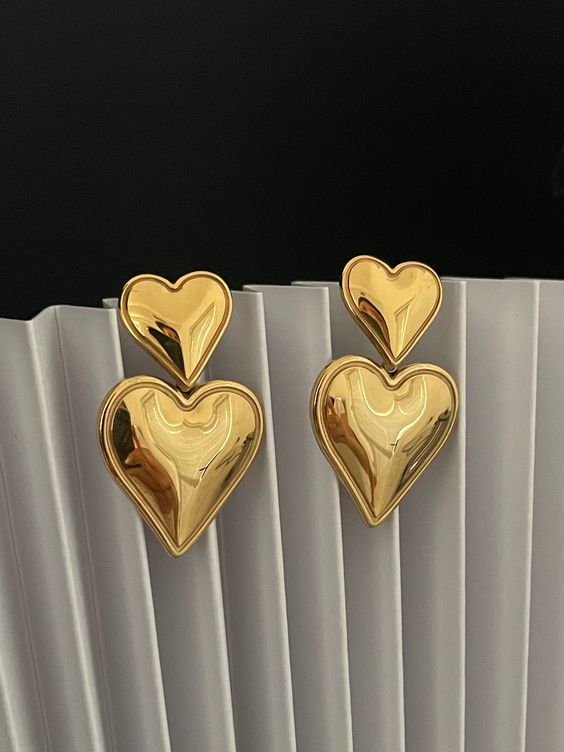 Carozen Heart Earrings